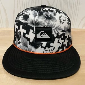 Quicksilver adjustable trucker hat